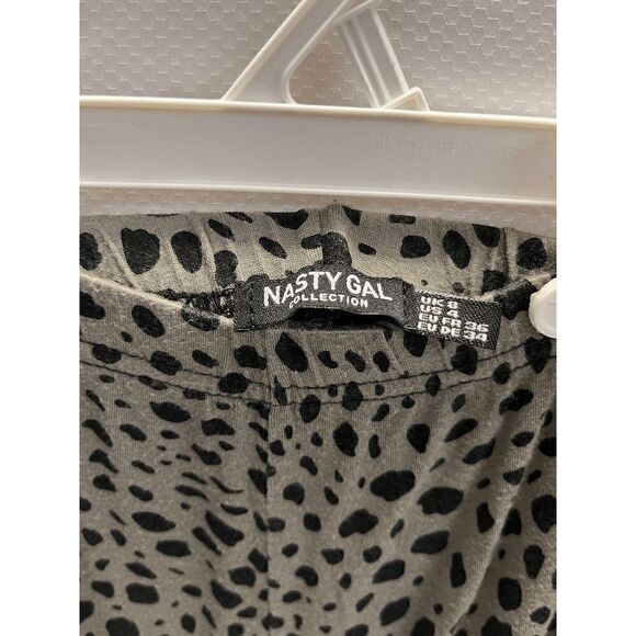 Nasty Gal Womens Mid Rise Stretch Wide Bootcut Leg Leggings Gray Leopard Size 4 - Picture 4 of 4